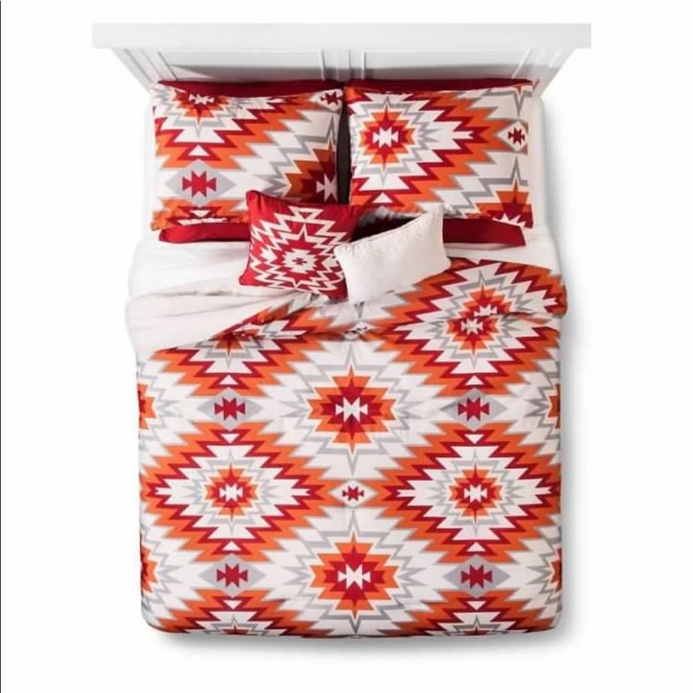 King size Aztec target bedding